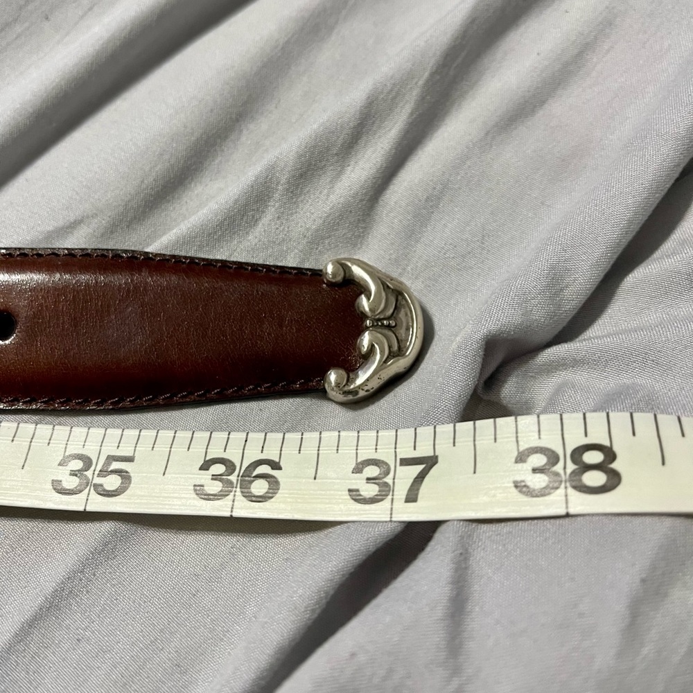 Vintage Fossil Belt Brown Leather with Silver Hardware - Picture 4 of 7